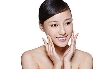 秋冬季节皮肤该怎么补水保湿?