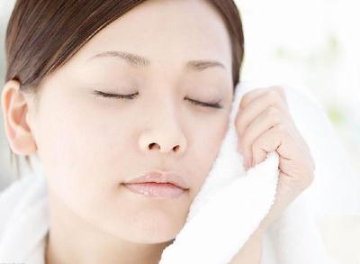 4个坏习惯让你的脸越洗越粗糙