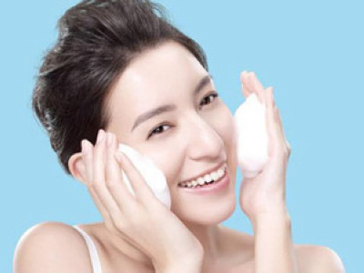 痘痘肌要怎样化妆?痘痘肌化妆方法集锦